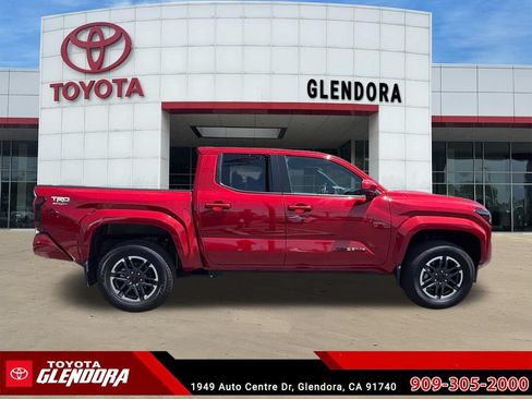Certified 2025 Toyota Tacoma TRD Sport RWD image 12