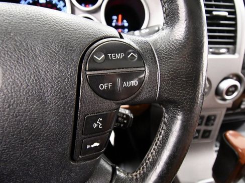 Used 2013 Toyota Sequoia Platinum image 24