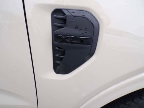 Used 2025 Ford Ranger XLT w/ Black Appearance Package image 5