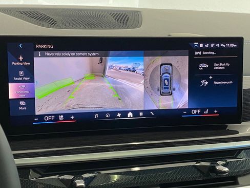 New 2026 BMW X7 xDrive40i w/ M Sport Package image 25