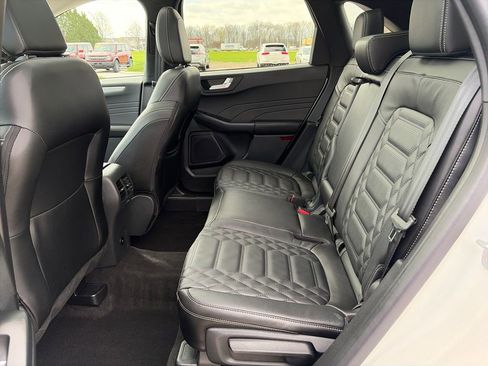 Used 2024 Ford Escape Platinum w/ Premium Technology Package image 36