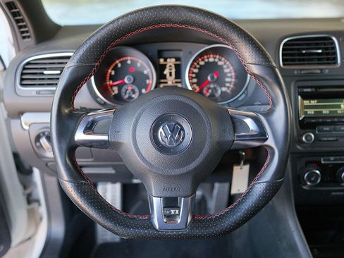 Used 2013 Volkswagen GTI 4-Door FWD image 15