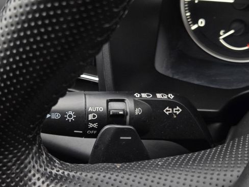 Used 2024 Mitsubishi Outlander SE Black Edition image 23