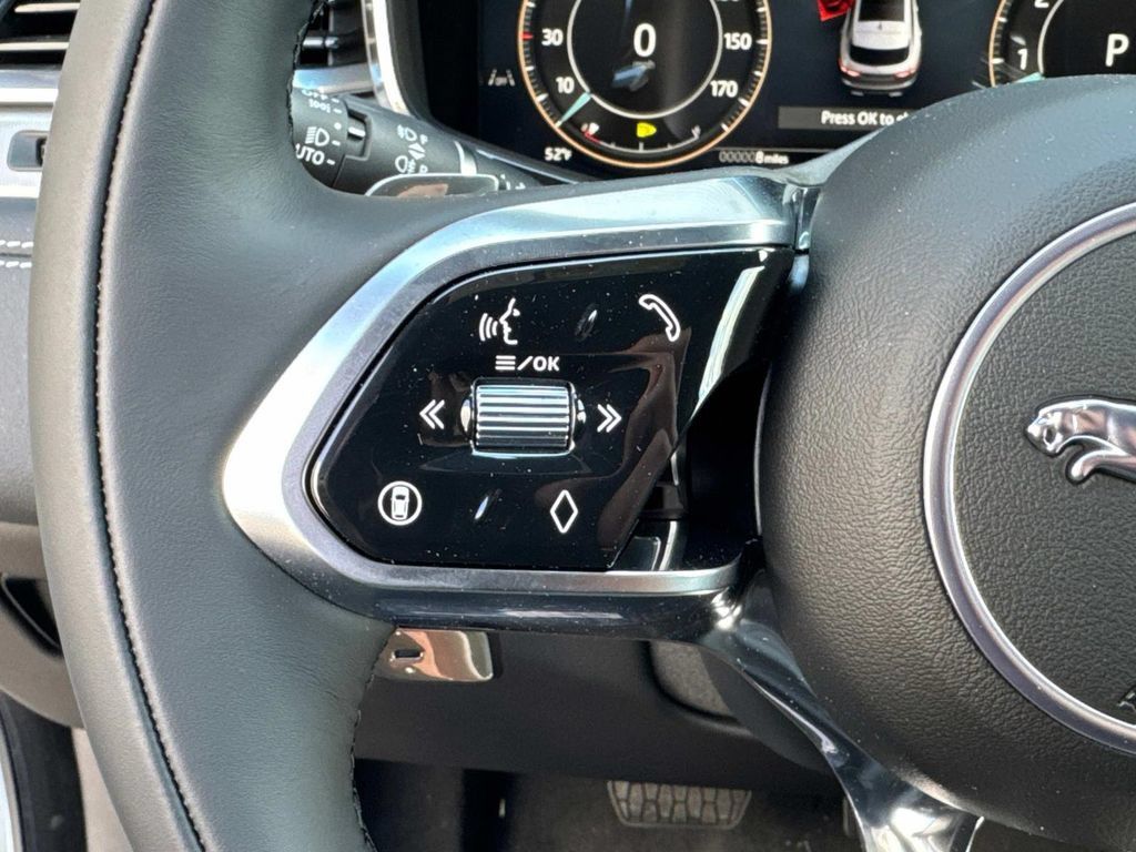 New 2026 Jaguar F-PACE R-Dynamic S AWD/4WD image 31