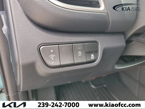New 2026 Kia Seltos EX FWD image 22