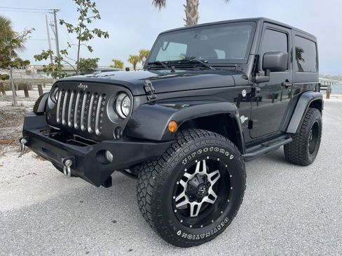 Used 2015 Jeep Wrangler Sport image 1