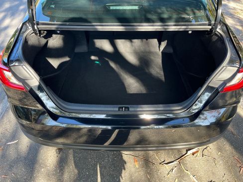 Used 2025 Toyota Camry LE image 30