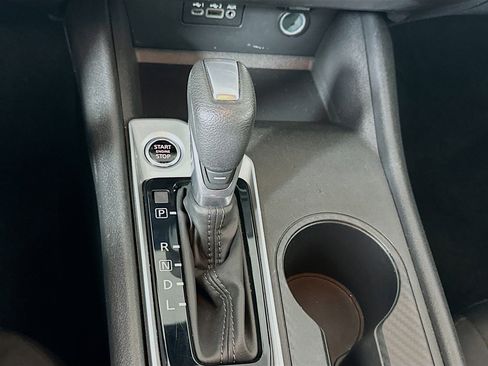 Used 2025 Nissan Altima 2.5 SV image 24