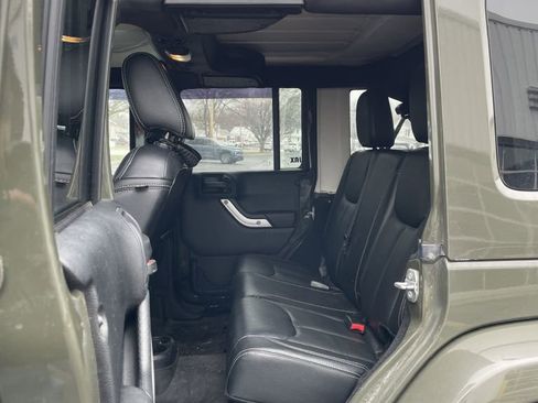 Used 2016 Jeep Wrangler Unlimited Sahara w/ Mopar Chrome Edition Group image 7