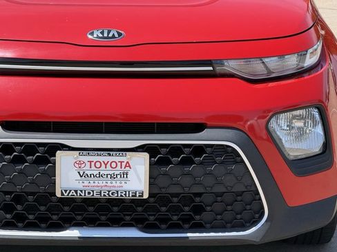 Used 2021 Kia Soul LX FWD image 8