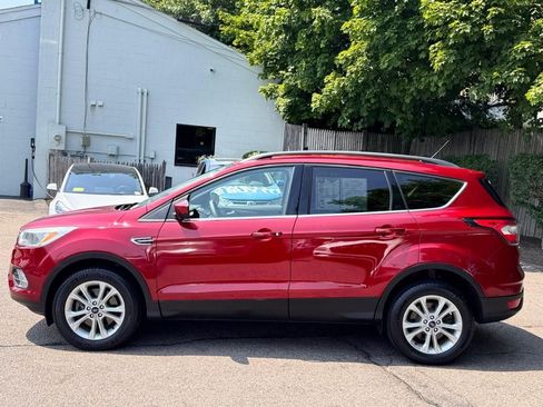 Used 2018 Ford Escape SE AWD/4WD image 3