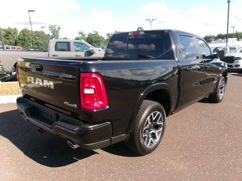 Used 2026 RAM 1500 Laramie AWD/4WD image 3