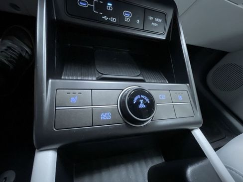 Used 2024 Hyundai Kona SEL w/ Convenience Package image 14