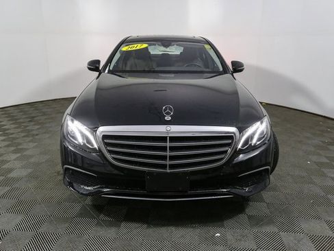 Used 2017 Mercedes-Benz E 300 4MATIC image 4