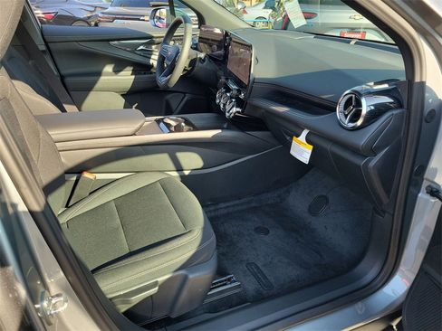 New 2026 Chevrolet Blazer EV LT image 14