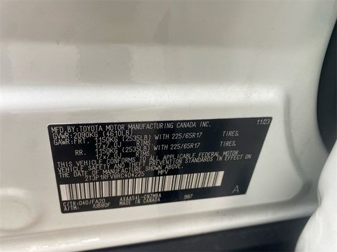 Used 2024 Toyota RAV4 XLE image 27