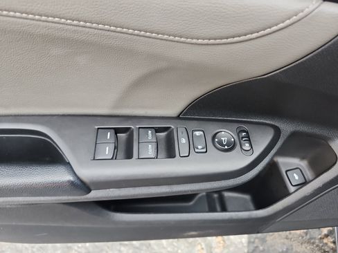 Used 2018 Honda Civic EX-L image 16