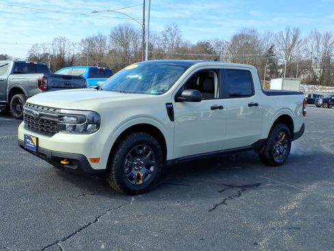 Used 2024 Ford Maverick Tremor w/ Tremor Off-Road Package image 4