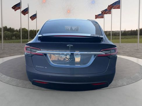 Used 2017 Tesla Model X 100D image 8