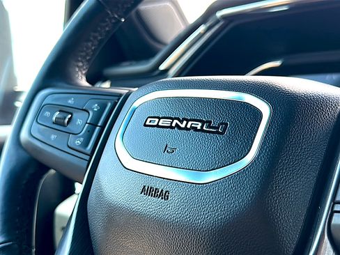 Used 2024 GMC Sierra 3500 Denali Ultimate AWD/4WD image 32