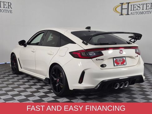 Used 2025 Honda Civic Type R image 5