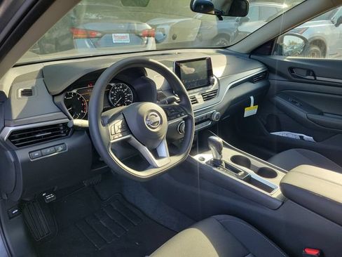 New 2026 Nissan Altima 2.5 SV FWD image 14