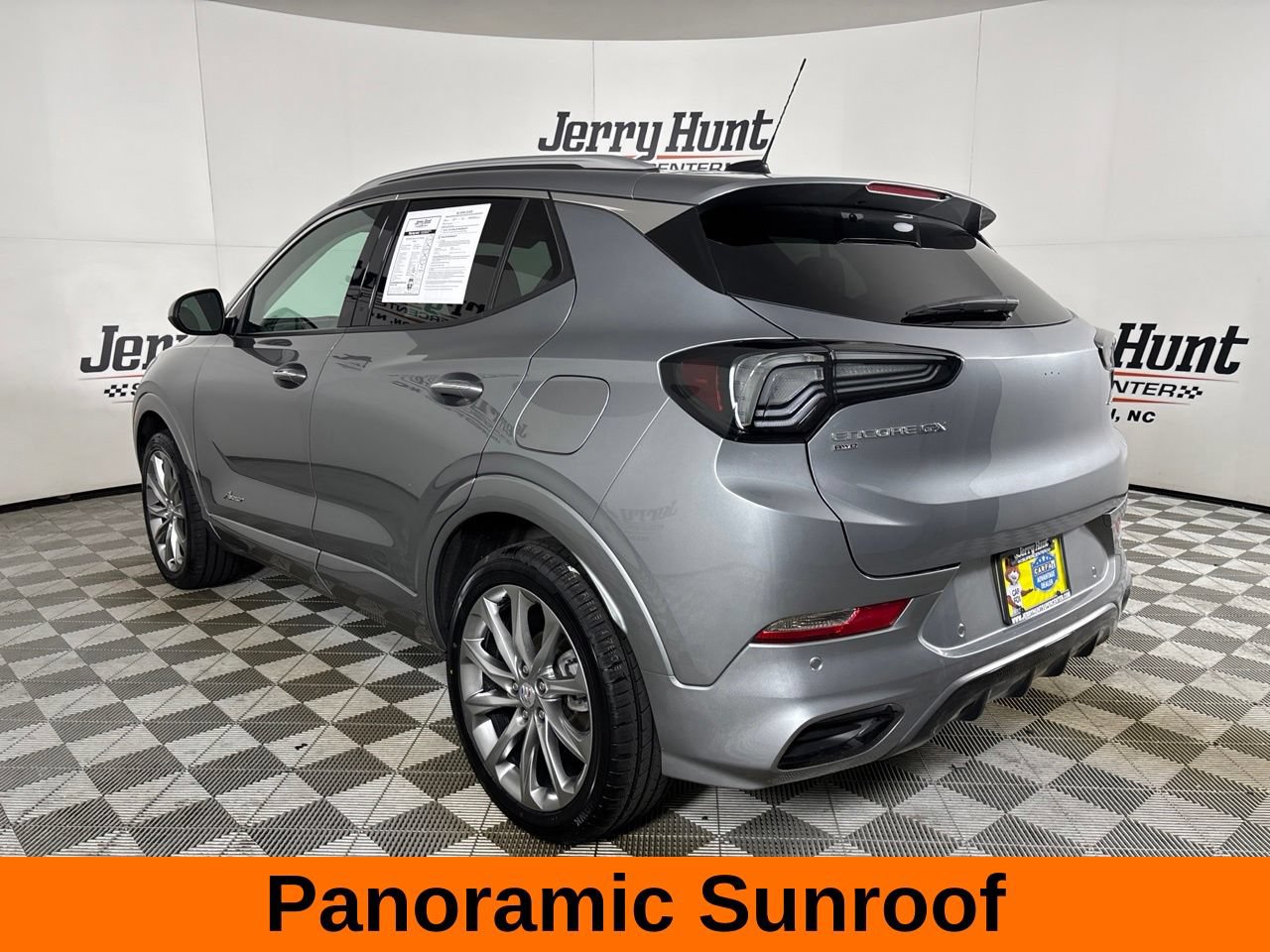 Used 2024 Buick Encore GX Avenir w/ Avenir Convenience Package AWD/4WD image 9