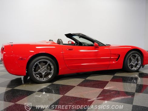 Used 1999 Chevrolet Corvette Convertible w/ Memory Pkg RWD image 14