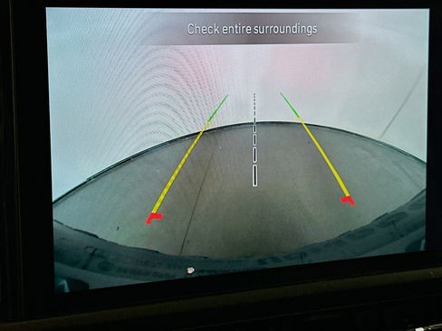 Used 2024 Jeep Wrangler Willys image 22