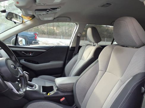 Used 2020 Subaru Outback Premium image 10