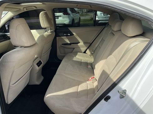 Used 2017 Honda Accord EX image 29