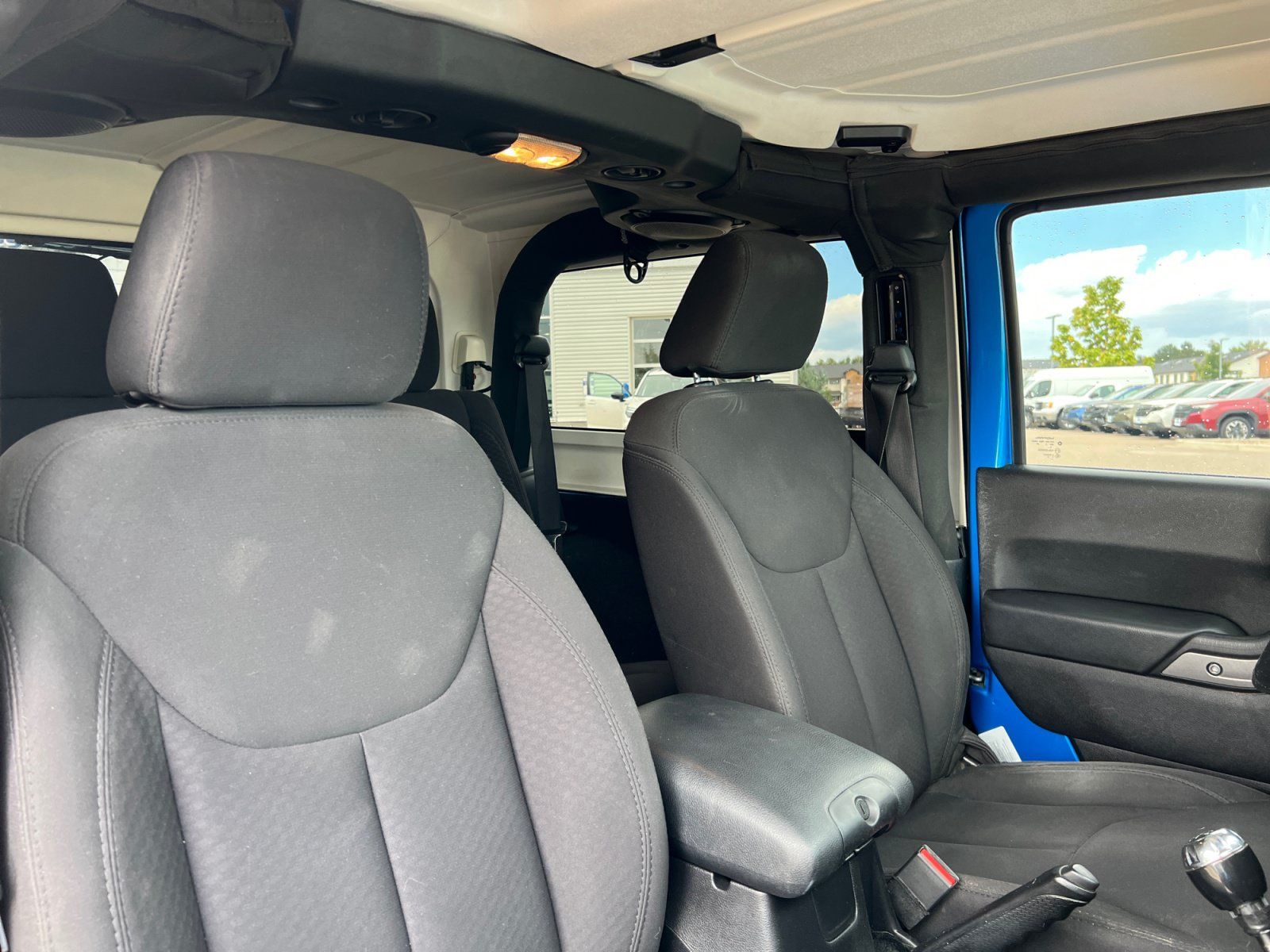 Used 2014 Jeep Wrangler Sport w/ Black Appearance Group AWD/4WD image 19