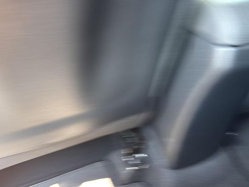 Used 2025 Kia Soul LX FWD image 8