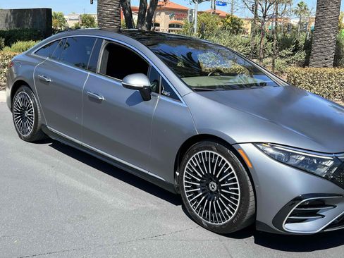 Used 2023 Mercedes-Benz EQS 450+ Sedan image 38