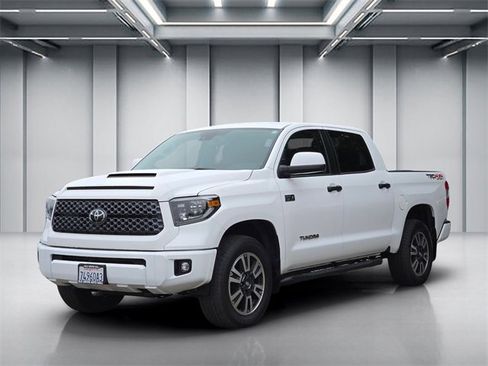 Used 2020 Toyota Tundra SR5 image 8