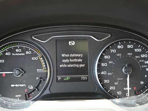 Used 2016 Audi A3 e-tron Premium Plus w/ Premium Plus Package FWD image 15