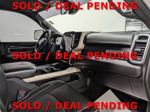 Used 2019 RAM 2500 Laramie w/ Night Edition image 19