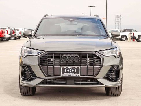 Used 2025 Audi Q3 2.0T Premium w/ Convenience Package AWD/4WD image 2