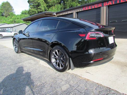 Used 2021 Tesla Model 3 Standard Range Plus RWD image 2