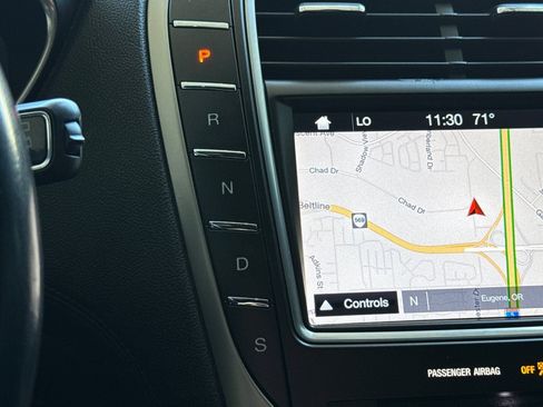 Used 2019 Lincoln Nautilus Reserve AWD/4WD image 24