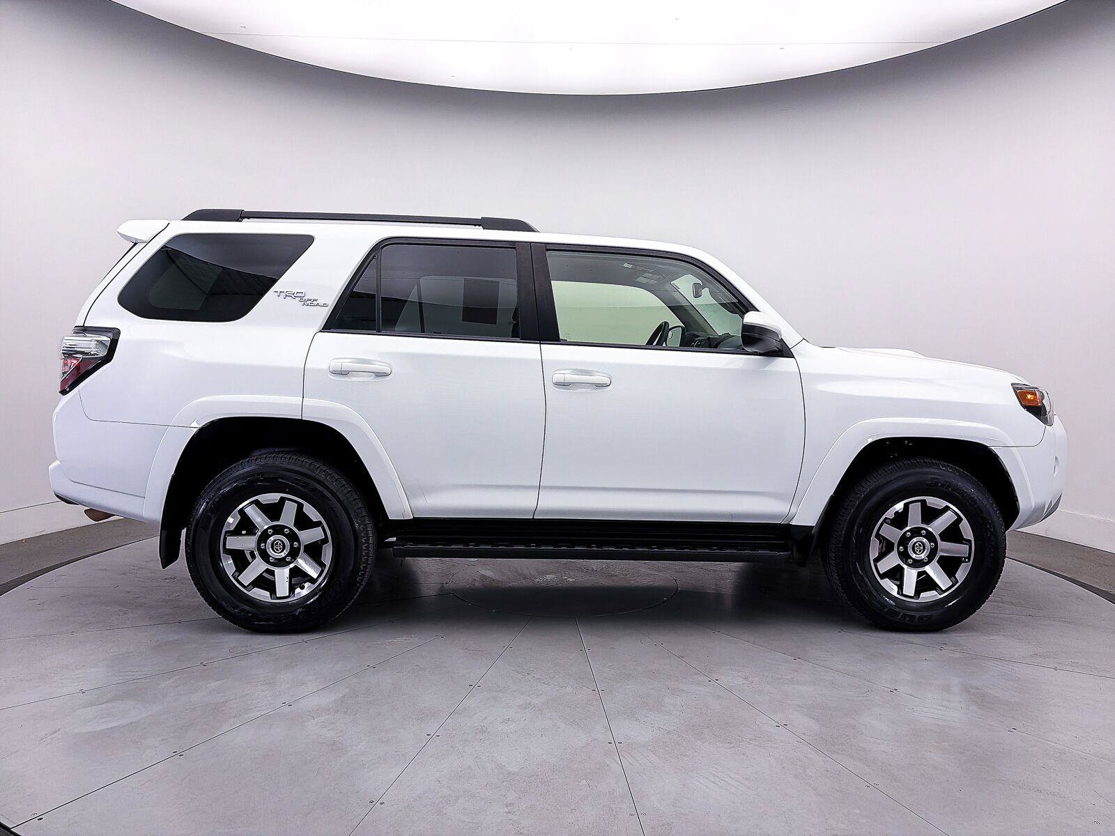 Used 2021 Toyota 4Runner TRD Off-Road AWD/4WD image 35