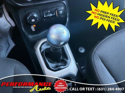 Used 2015 Jeep Renegade Latitude w/ Cold Weather Group II image 8