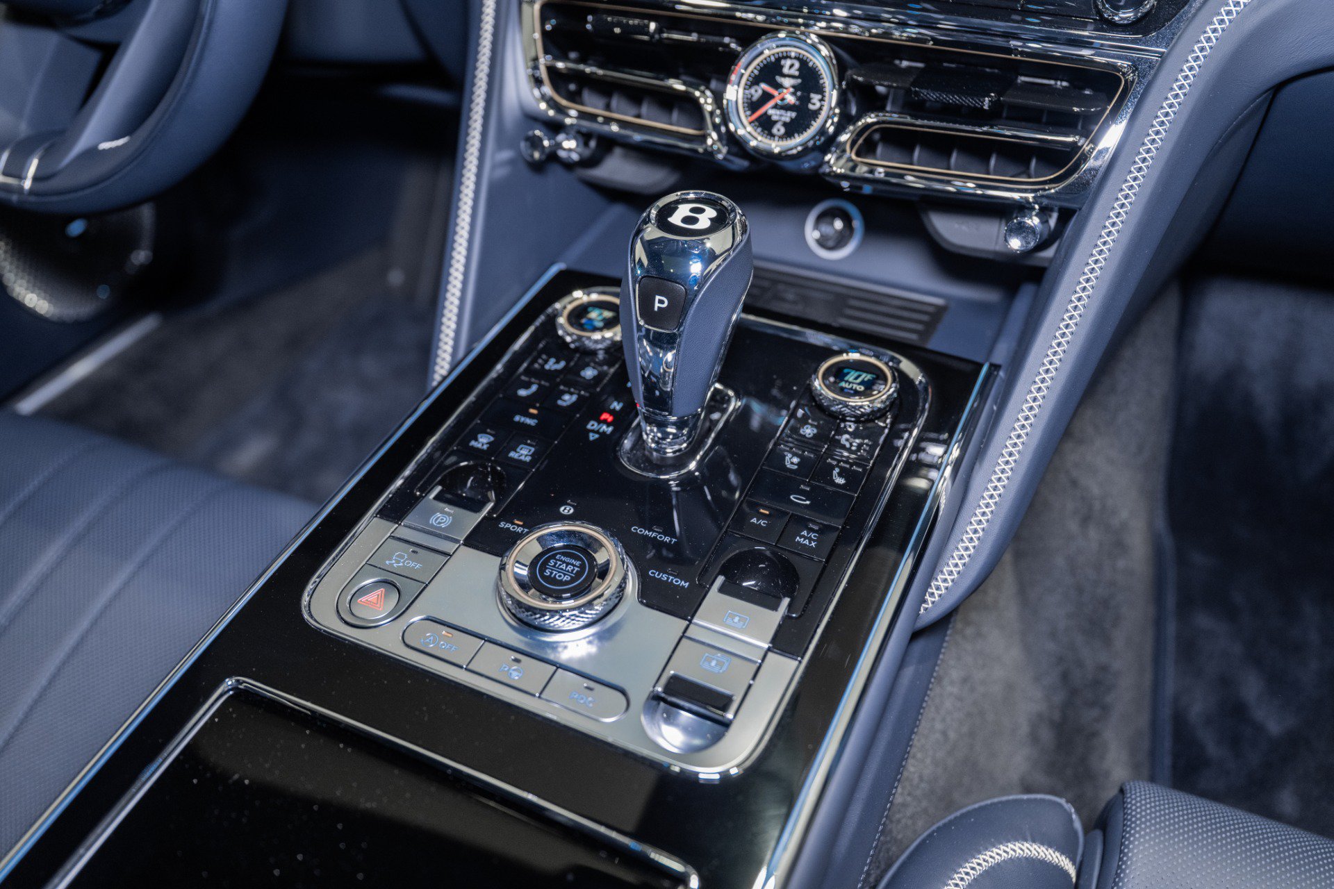 Used 2024 Bentley Flying Spur V8 AWD/4WD image 45