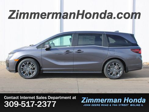 New 2026 Honda Odyssey Touring image 6