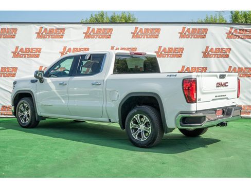 Used 2025 GMC Sierra 1500 SLT AWD/4WD image 21