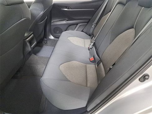 Used 2023 Toyota Camry LE image 12