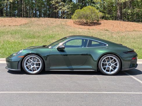 Certified 2026 Porsche 911 GT3 RWD image 2