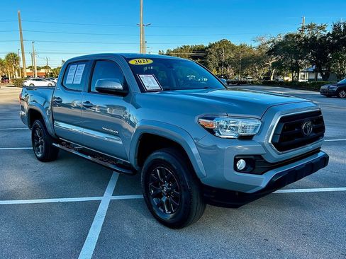 Used 2021 Toyota Tacoma SR5 image 3