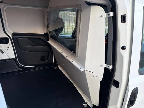 Used 2020 RAM ProMaster City Tradesman FWD image 19