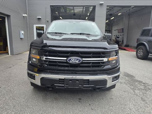 Used 2025 Ford F150 XLT w/ Equipment Group 301A Standard AWD/4WD image 9